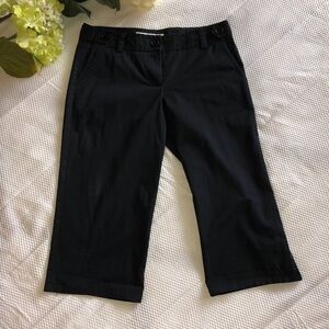 Trina Turk black Bermuda shorts w/pockets size 2